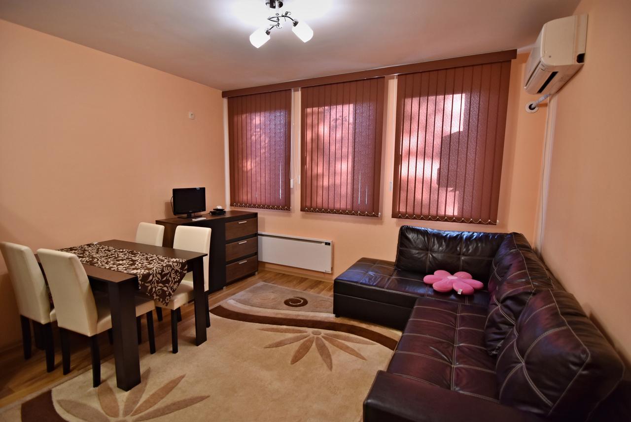 Borov Park 1 Apartamento Velingrad Exterior foto